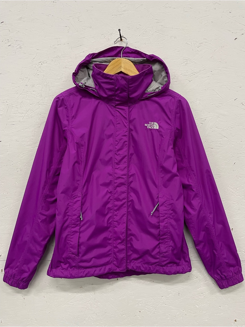 The North Face Resolve Rain Jacket Purple, Size S, Excellent Condition